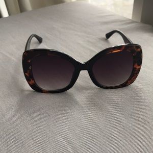 Torrid sunglasses - tortoise shell